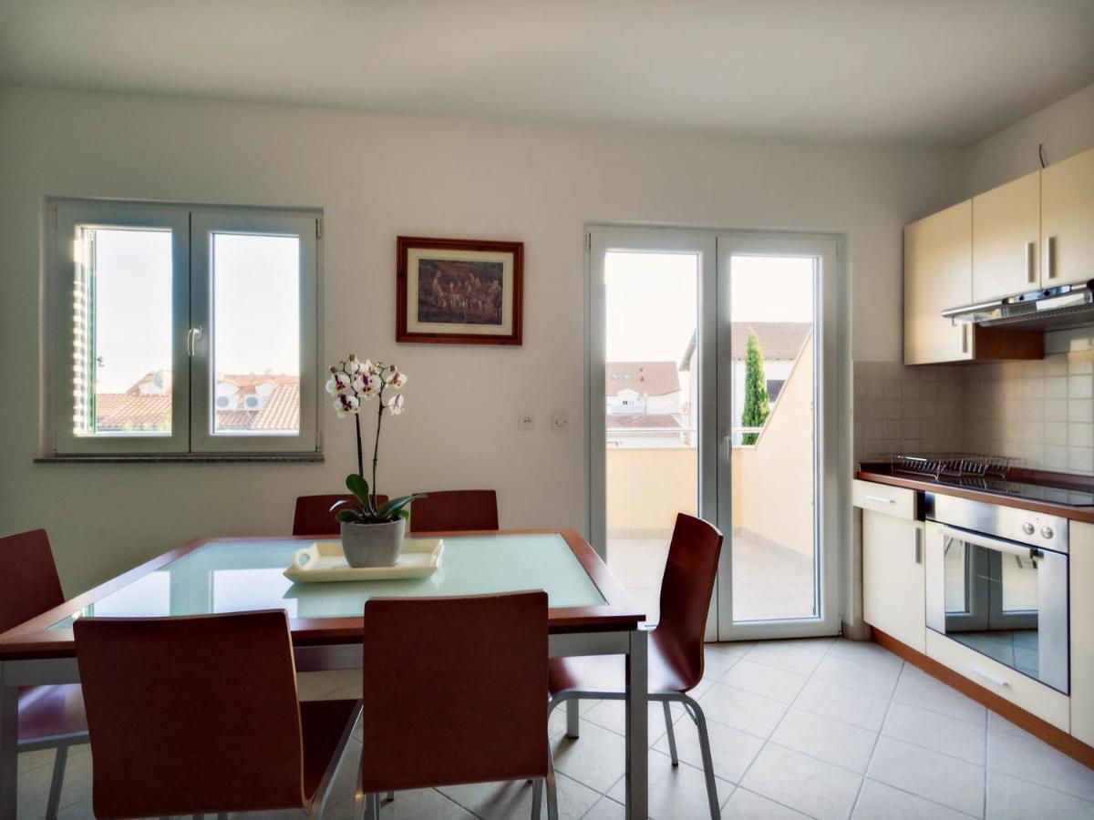 Apartments Zizic Vodice Szoba fotó