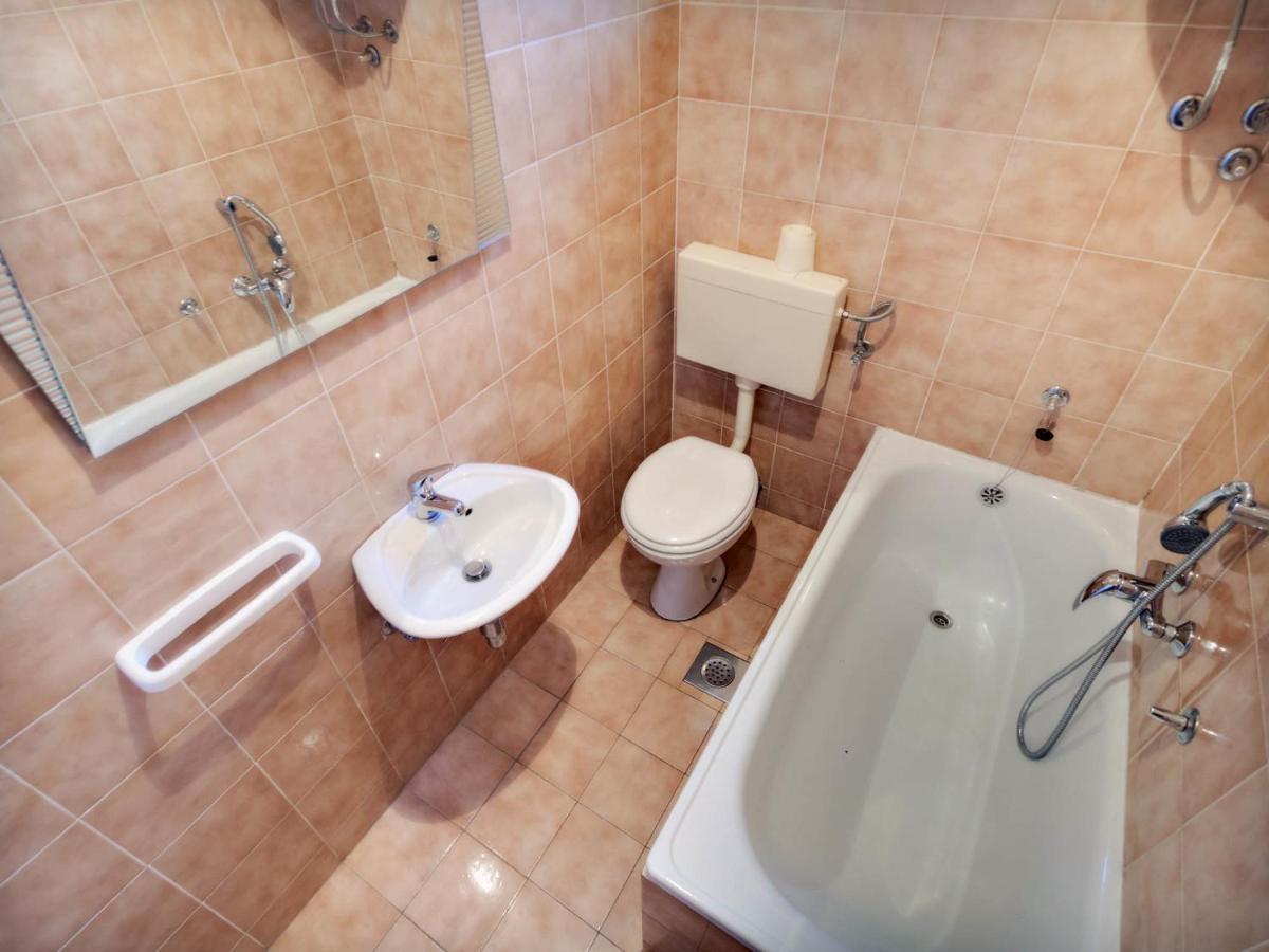 Apartments Zizic Vodice Szoba fotó