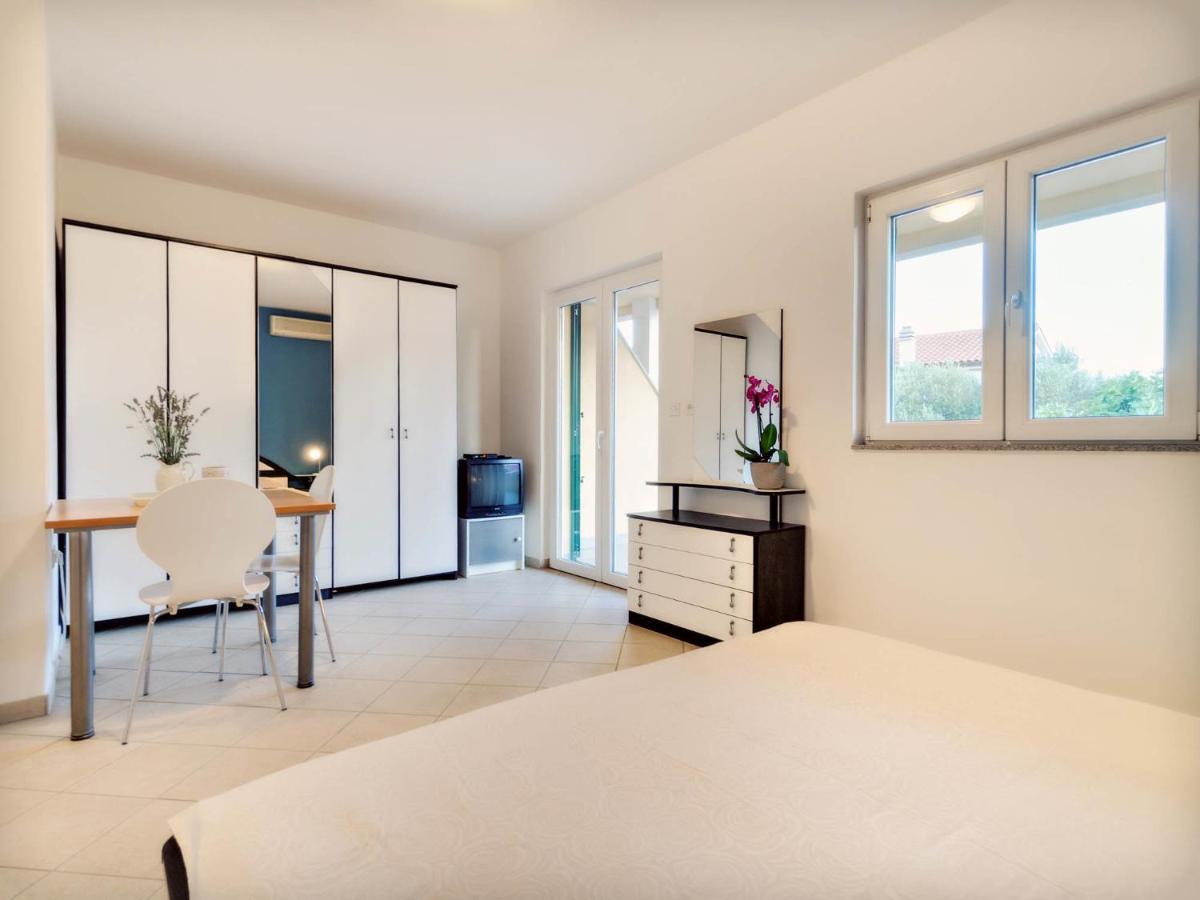 Apartments Zizic Vodice Szoba fotó