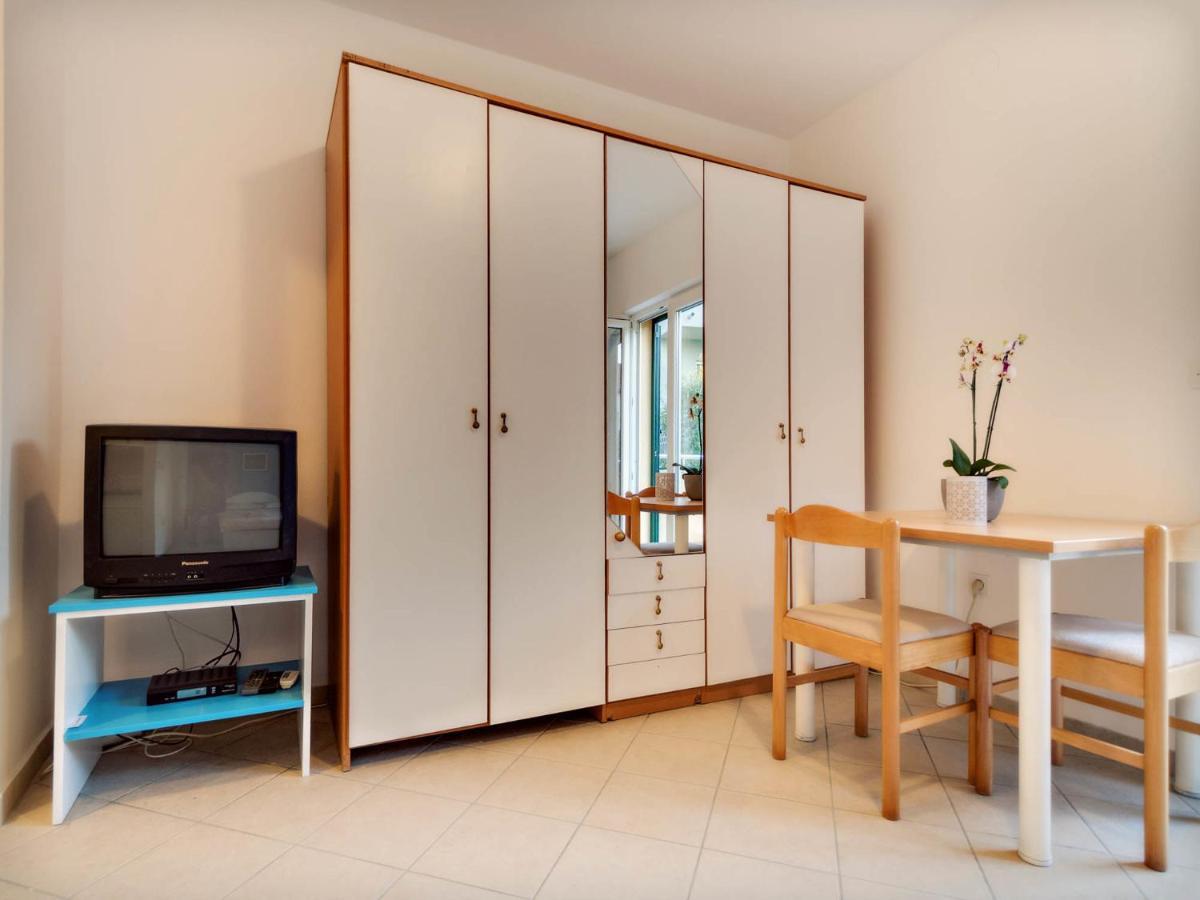 Apartments Zizic Vodice Szoba fotó
