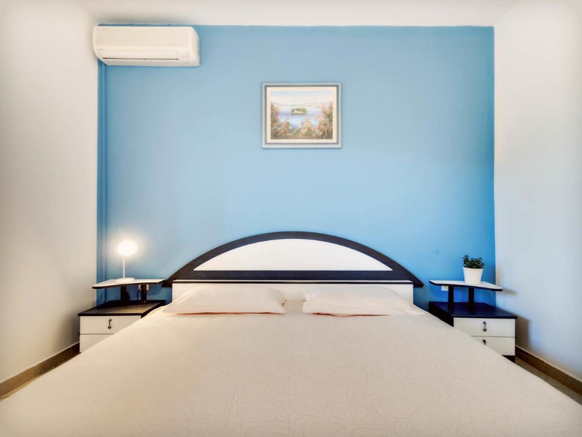Apartments Zizic Vodice Kültér fotó