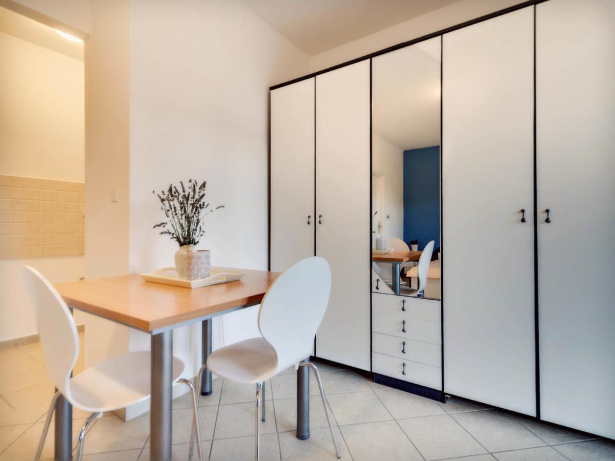 Apartments Zizic Vodice Szoba fotó