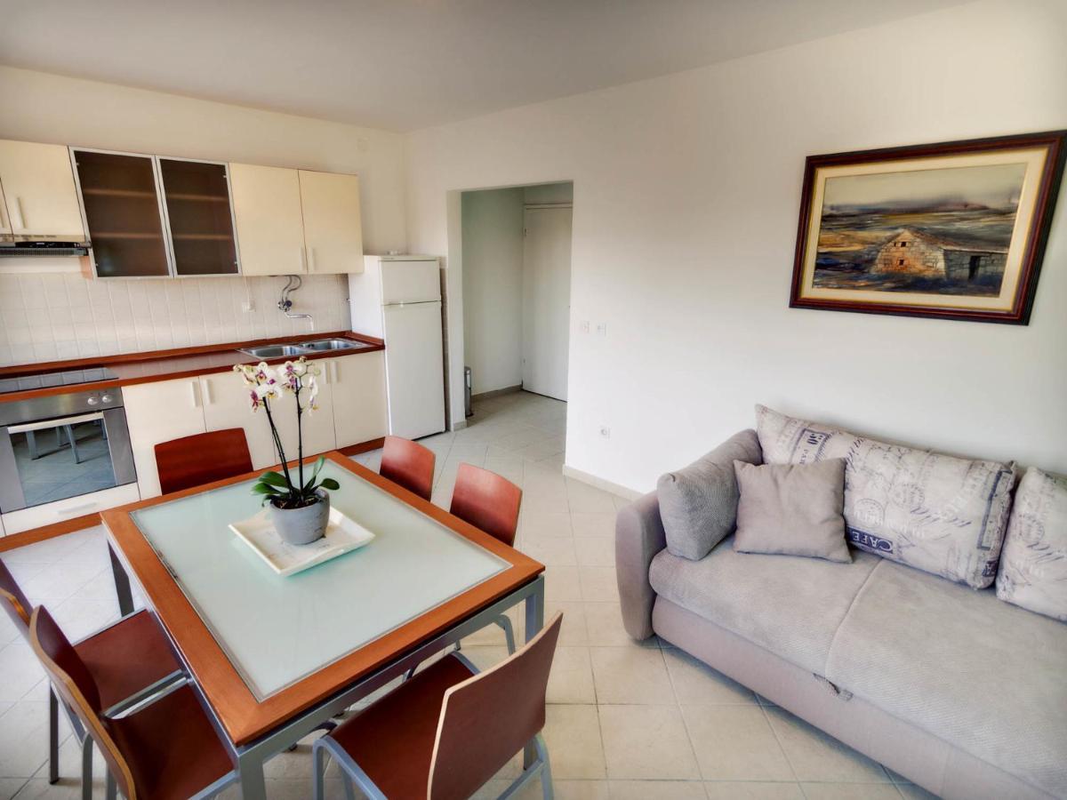 Apartments Zizic Vodice Szoba fotó