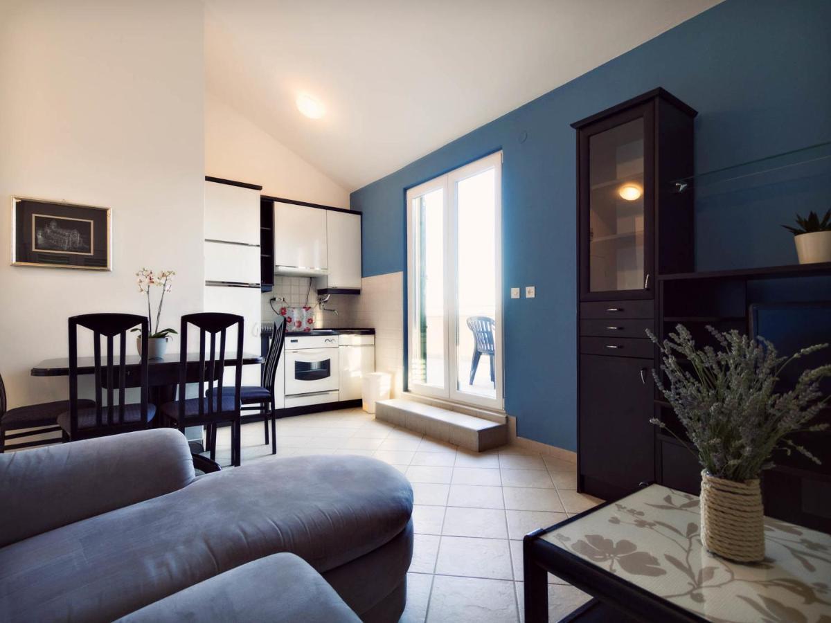 Apartments Zizic Vodice Szoba fotó