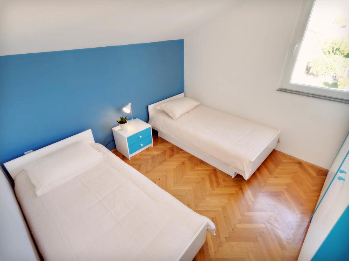 Apartments Zizic Vodice Szoba fotó